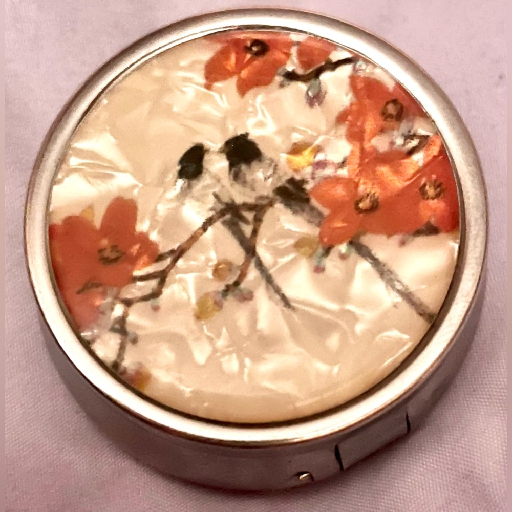 Vintage mother of pearl 3 compartment pill case with mirror